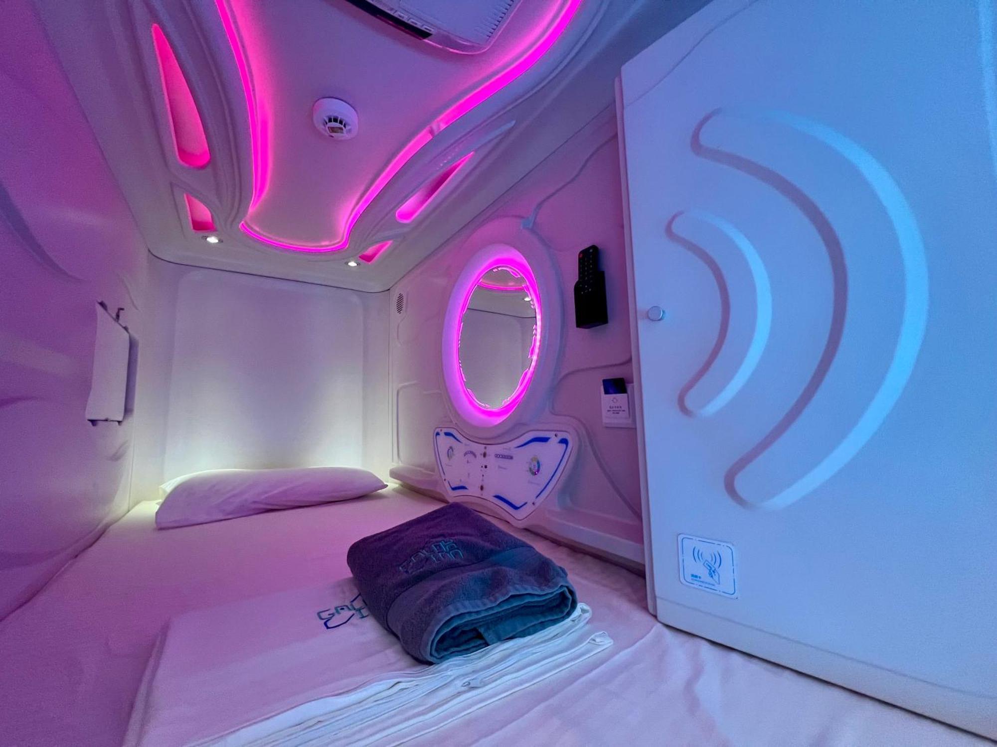 Galaxy Inn Luxury Hostel In Center Ереван Экстерьер фото